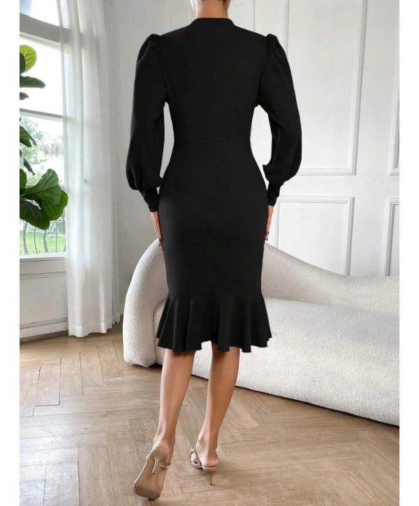 Kadın Uzun Kollu Yarı Balıkçı Yaka Etek Ucu Fırfır Detaylı Midi Ithal Krep Elbise