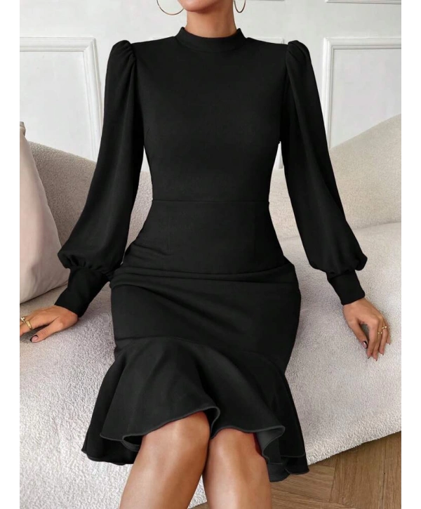 Kadın Uzun Kollu Yarı Balıkçı Yaka Etek Ucu Fırfır Detaylı Midi Ithal Krep Elbise