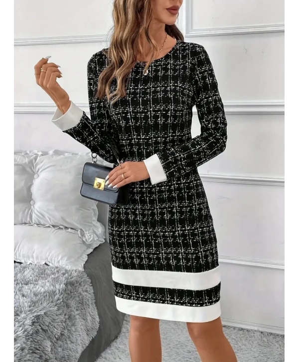 Kadın Uzun Kollu Yuvarlak Yaka Etek Ucu şerit Detaylı Kısa Dokuma Elbise