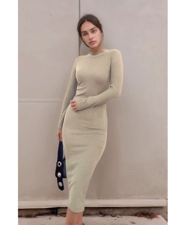 Kadın Yarım Balıkçı Yaka Süet Kumaş Fırsat ürün Midi Boy Elbise