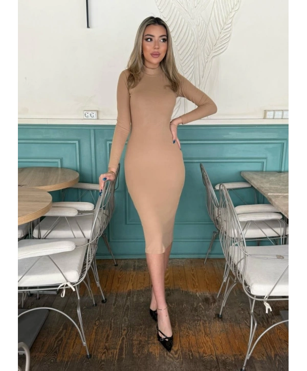 Kadın Yarım Balıkçı Yaka Süet Kumaş Fırsat ürün Midi Boy Elbise