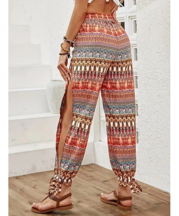 Kadın Yüksek Belli Yanlardan Yırtmaç Detaylı Desenli Bürümcük Pantolon