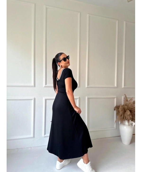 Kadın Yuvarlak Ribana Yaka Beyaz Yırtmaç Detaylı Viskon Tam Boy Elbise