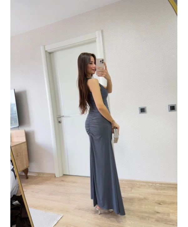 Kolsuz Büzgülü Uzun Elbise - Füme