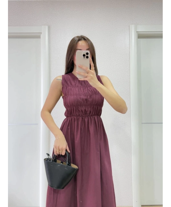 Kolsuz Göğüs Lastıklı Uzun Elbise - Bordo