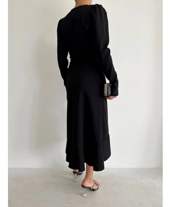 Krep Kumaş Midi Boy Kuşaklı Uzunkol Elbise 113 Cm