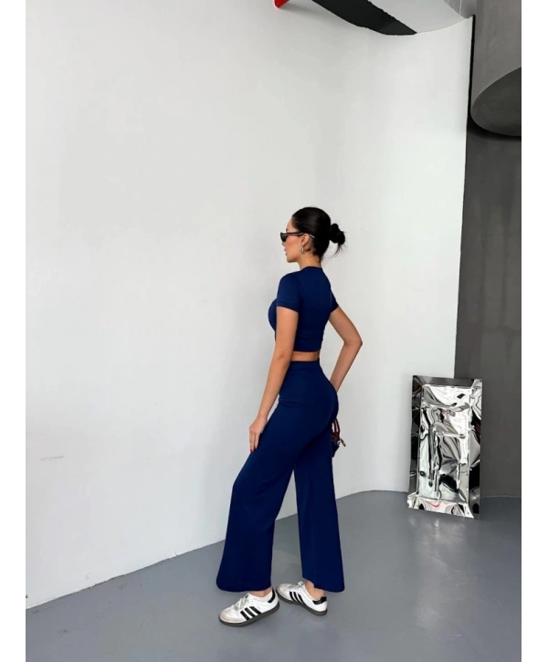 Osy Modal Yumuşak Dokulu Kumaş Kısa Kollu Crop Alt Ispanyol Paça Pantalon Ikili Takım - Lacivert