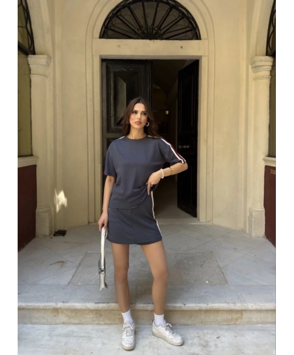 Osy Modal Yumuşak Dokulu Kumaş Parçalı Bisiklet Yaka T-shirt Mini Şortlu Etek İkili Takım - Füme