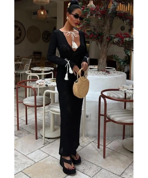 Püskül Bağcık Detaylı V Yaka Ajurlu Elbise 2850