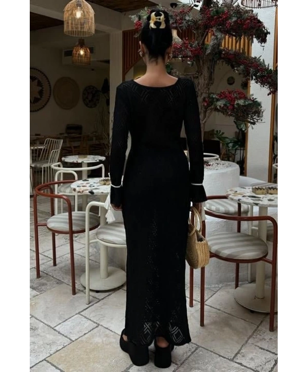 Püskül Bağcık Detaylı V Yaka Ajurlu Elbise 2850