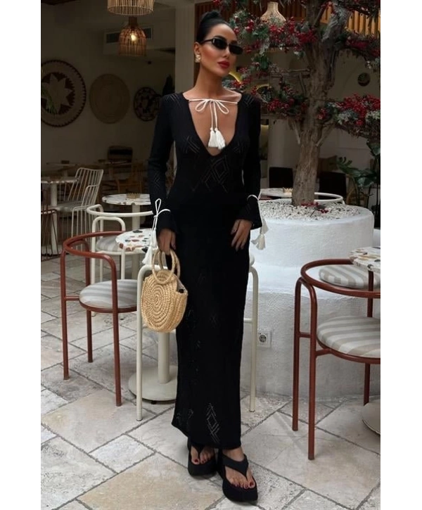 Püskül Bağcık Detaylı V Yaka Ajurlu Elbise 2850