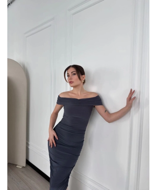 Striptiz Omuzlu Uzun Elbise- Füme