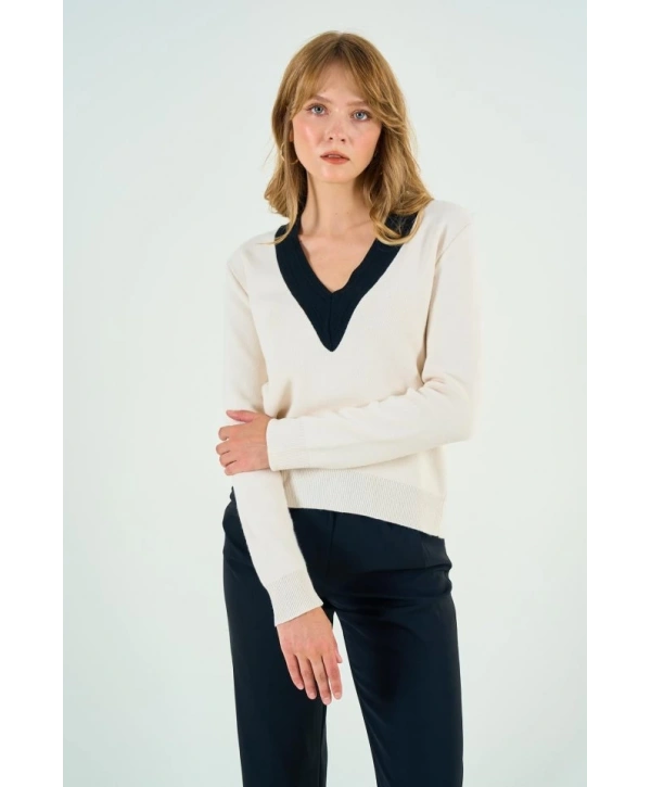 V Yaka Triko Kazak - Krem-Siyah