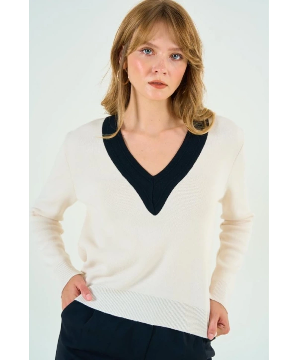 V Yaka Triko Kazak - Krem-Siyah