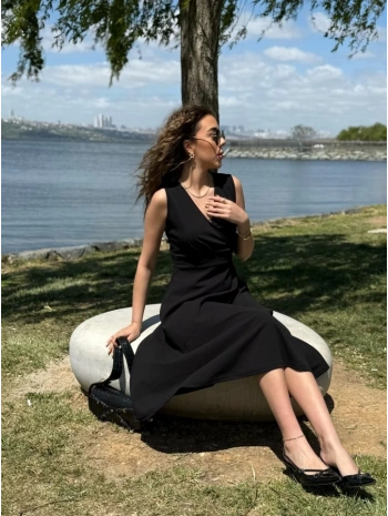 Kadın Ithal Krep Kumaş Kruvaze Yaka Eteği Kloş Kolsuz Mini Elbise