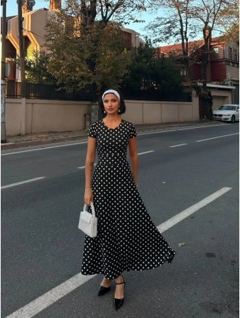 Kadın Kısa Kollu Bisiklet Yaka Puantiyeli Maksi örme Krep Elbise