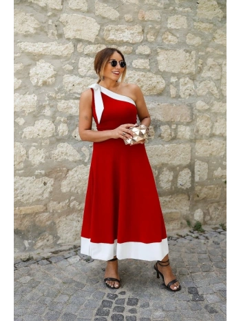 Kadın Tek Omuzu Açık Omuzlardan Kurdela Detaylı çift Renkli Ithal Krep Elbise