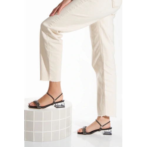 Kadın Siyah Abiye Parlak Damla Taşlı Bilekten Ayarlamalı Şık Klipsli Yazlık  ve Rahat Ayakkabı