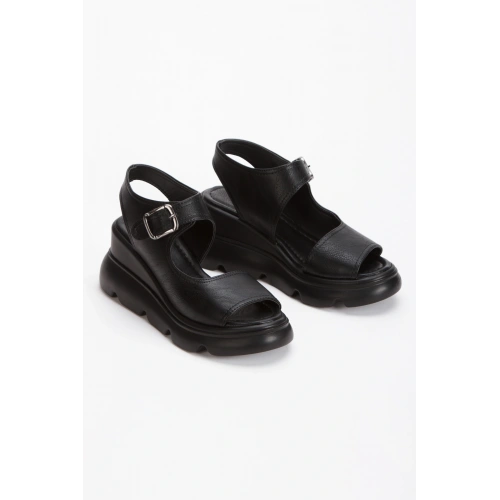 Kadın Siyah Yüksek Kalın Tabanlı Rahat Sandalet