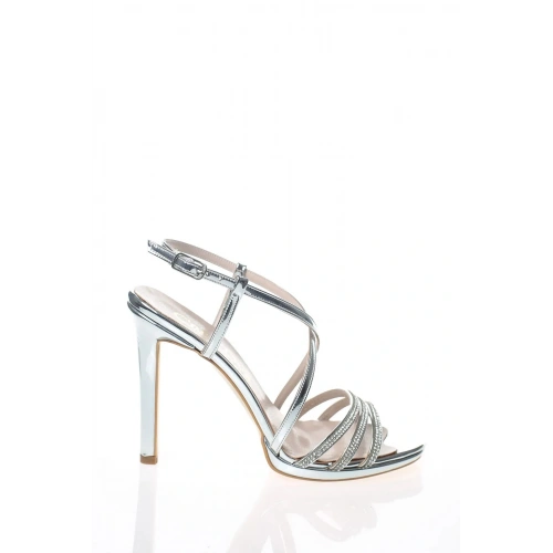 Kadın Gümüş  Rugan Platformlu İnce Topuklu Şık 3 Sıralı Taş Detaylı Abiye Ayakkabı