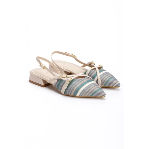 Kadın Bej Düz Topuklu Çapraz Toka Detaylı Rahat Babet Ayakkabı