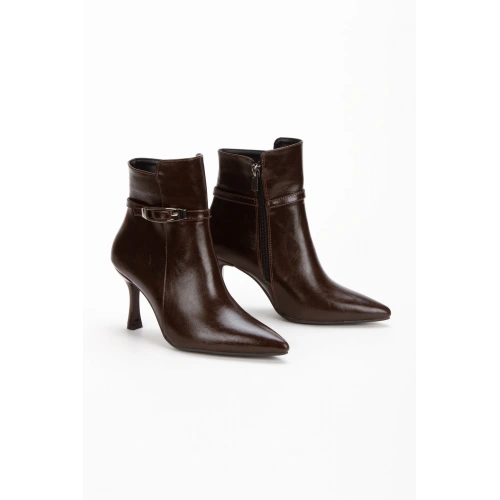 Kadın Kahverengi Sivri Burunlu İnce Topuklu Rahat Şık Toka Detaylı Bot