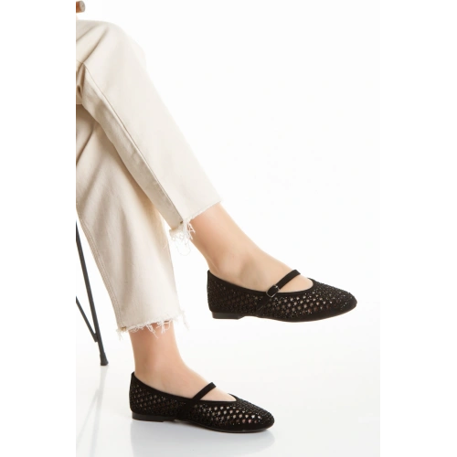 Kadın Siyah Şık Desenli Düz Topuklu Toka Detaylı Rahat Babet Ayakkabı