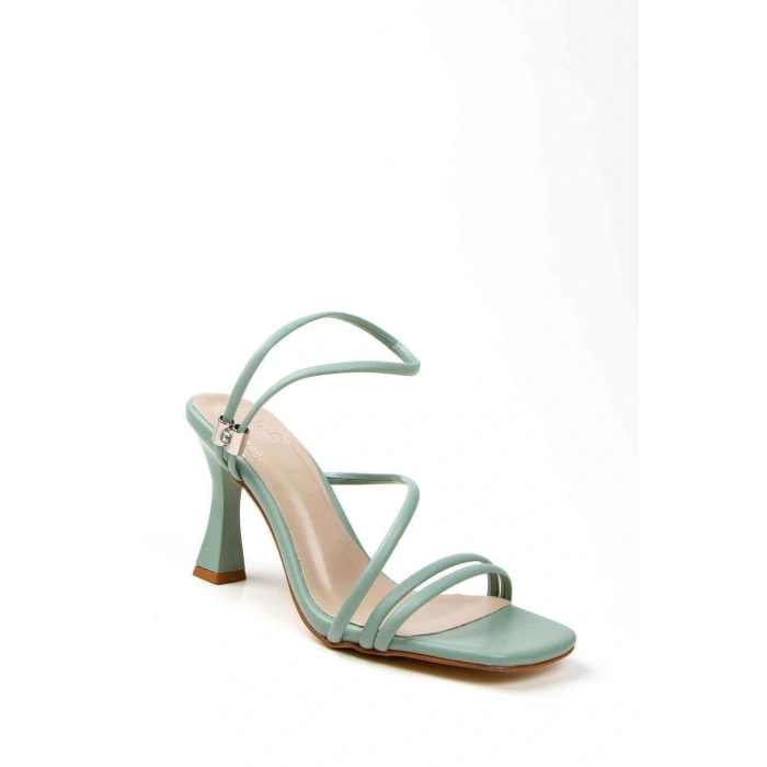 Kadın Mint Yeşil Suni Deri Cilt Kelebek Toka Detaylı Bilekten Ayarlamalı Kadeh Topuklu Ayakkabı
