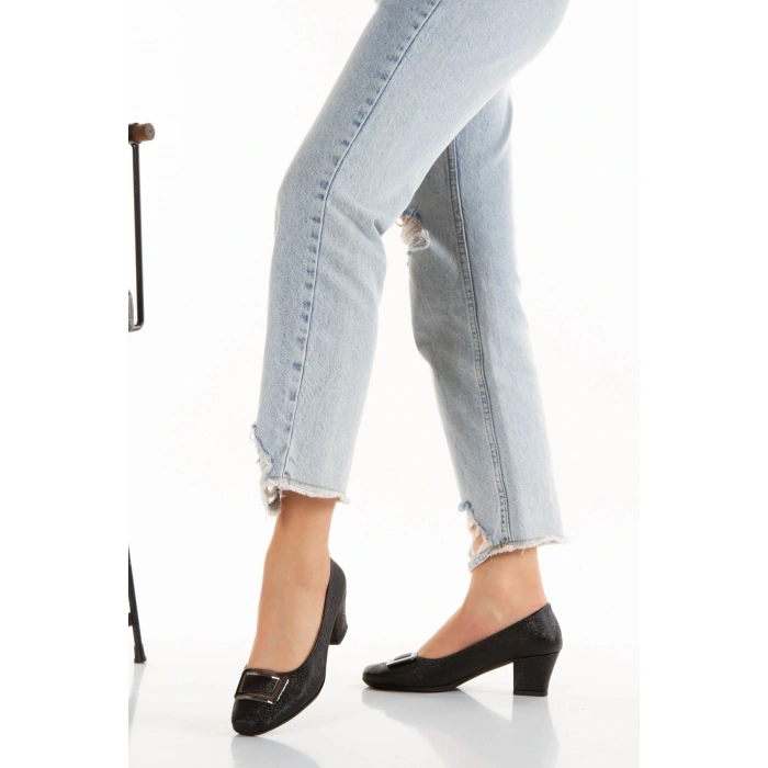 Kadın Siyah Suni Deri 5 cm Kısa Kalın Topuklu Şık Toka Detaylı Rahat Stiletto