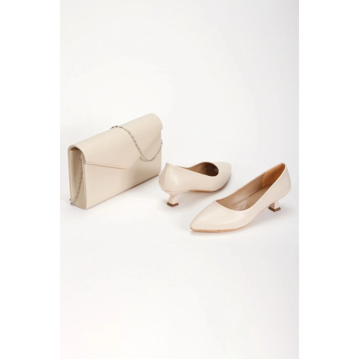 Kadın Bej  Kısa Kadeh Topuklu   Rahat  Şık Stiletto ve Çanta Kombini