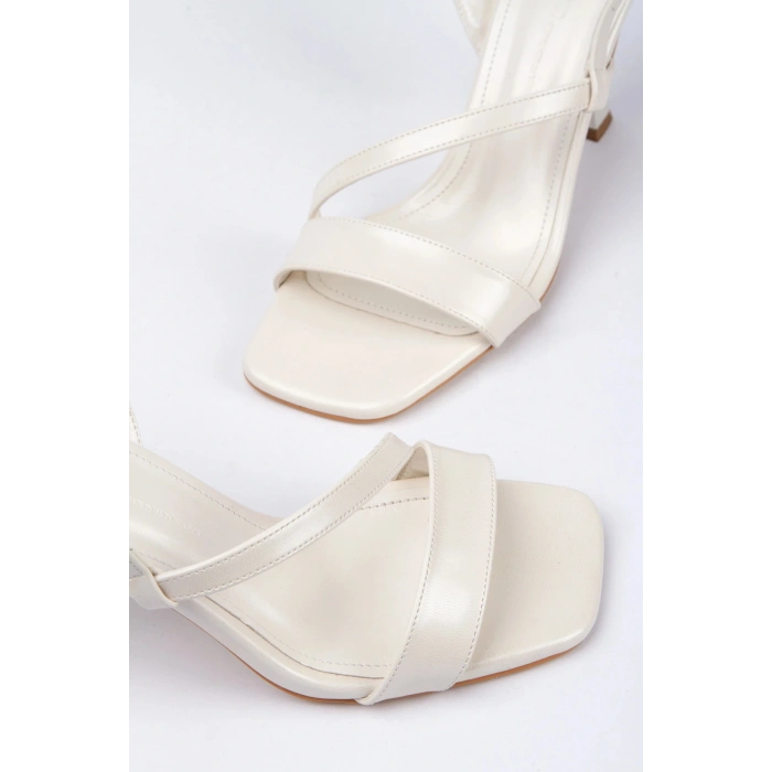 Kadın Sedef Suni Deri Cilt Tek Bant Arkası Açık Yeni Tarz Yazlık Şık ve Rahat Ayakkabı