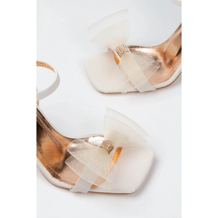 Kadın Bej Tek Bant Süs Tül Fiyonklu Arkası Açık Yeni Tarz Topuklu Yazlık Şık ve Rahat Ayakkabı