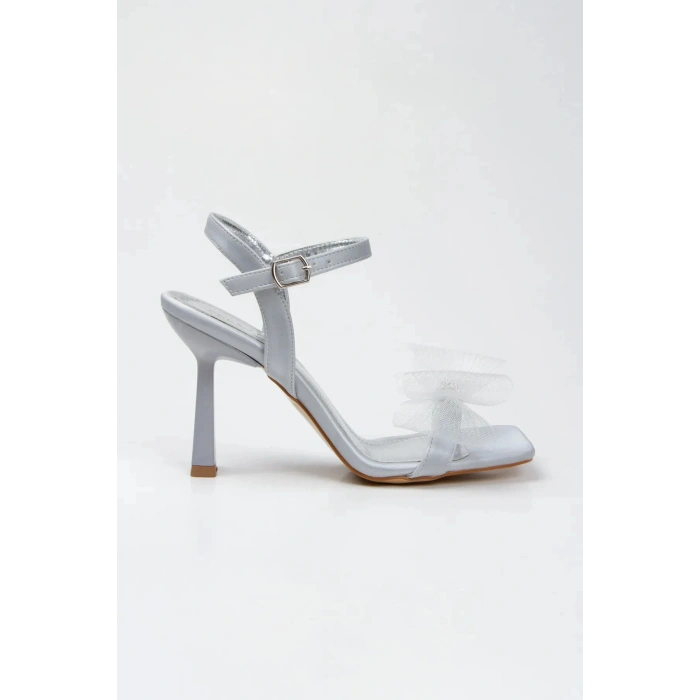 Kadın Gümüş Tek Bant Süs Tül Fiyonklu Arkası Açık Yeni Tarz Topuklu Yazlık Şık Ve Rahat Ayakkabı