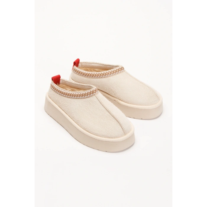 Kadın Bej Süet  Yumuşak Tüylü Rahat Terlik ve Günlük Ayakkabı