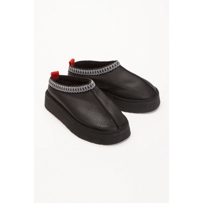 Kadın  Siyah   Suni Deri Cilt  Yumuşak Tüylü Rahat Terlik ve Günlük Ayakkabı