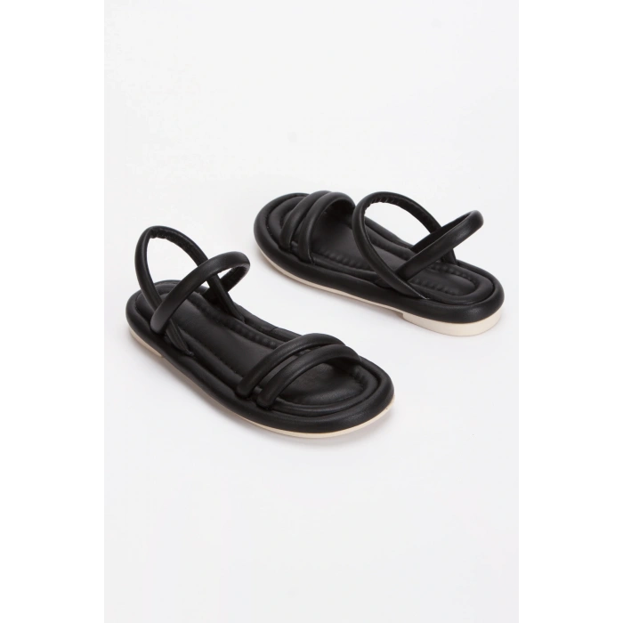 Kadın Siyah Yumuşak ve Rahat Tabanlı Yazlık Sandalet