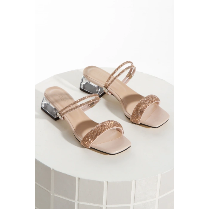 Kadın Bej Abiye Parlak Damla Taşlı Bilekten Ayarlamalı Şık Klipsli Yazlık  ve Rahat Ayakkabı