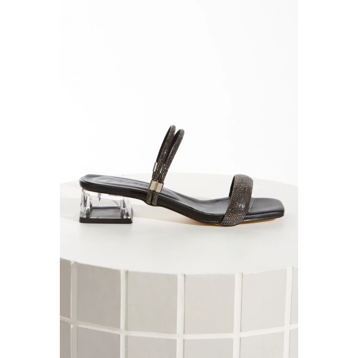 Kadın Siyah Abiye Parlak Damla Taşlı Bilekten Ayarlamalı Şık Klipsli Yazlık  ve Rahat Ayakkabı