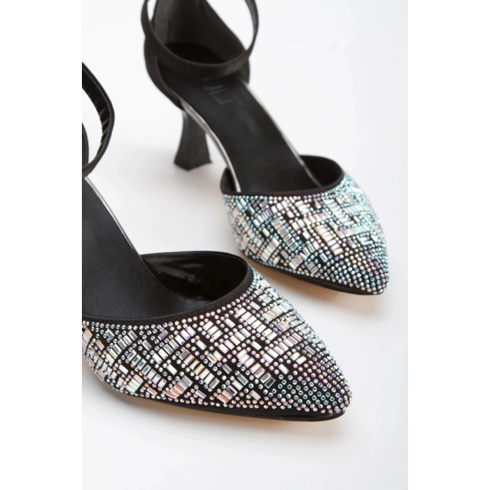 Kadın Siyah Saten Şık Taşlarla Bezenmiş İNCE Topuklu Arkası Kapalı Sivri Burunlu Stiletto