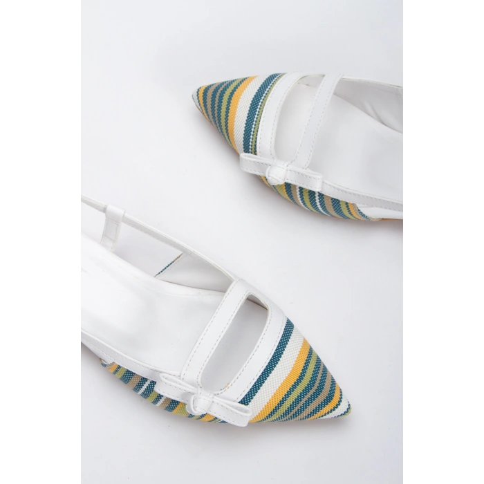 Kadın Beyaz Düz Topuklu Fiyonk Detaylı Rahat Babet Ayakkabı