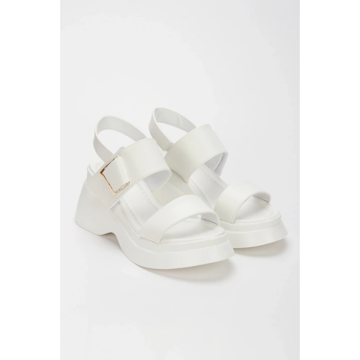 Kadın Beyaz Suni Deri CiltTek Bant Detaylı Cırt Cırtlı Dolgu Tabanlı Şık Yazlık Ayakkabı