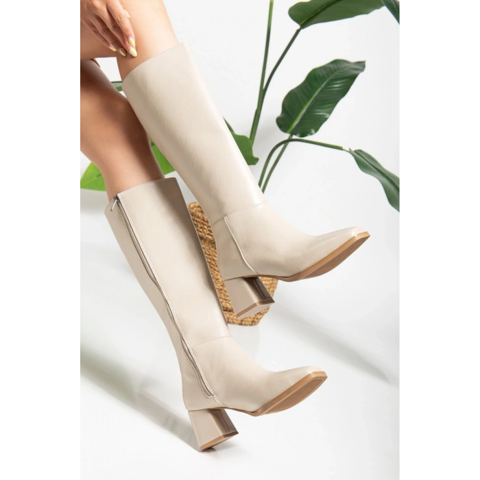 Kadın Bej Suni Deri Cilt Küt Burunlu Kalın Topuklu Rahat Çizme