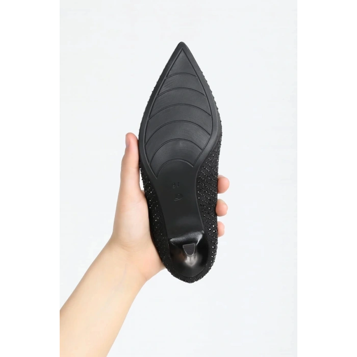 Kadın Siyah Şık Platin Damla Taşlı İnce Topuklu Rahat Bot