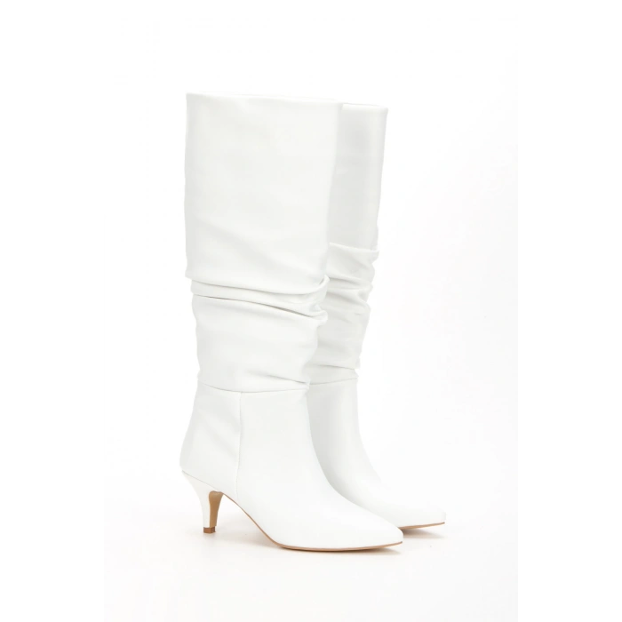 Kadın Beyaz Suni Deri Cilt Sivri Burunlu İnce Topuklu Rahat Körüklü Çizme
