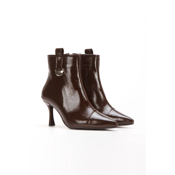 Kadın Kahverengi Rugan Sivri Burunlu İnce Topuklu Rahat Şık Toka Detaylı Bot