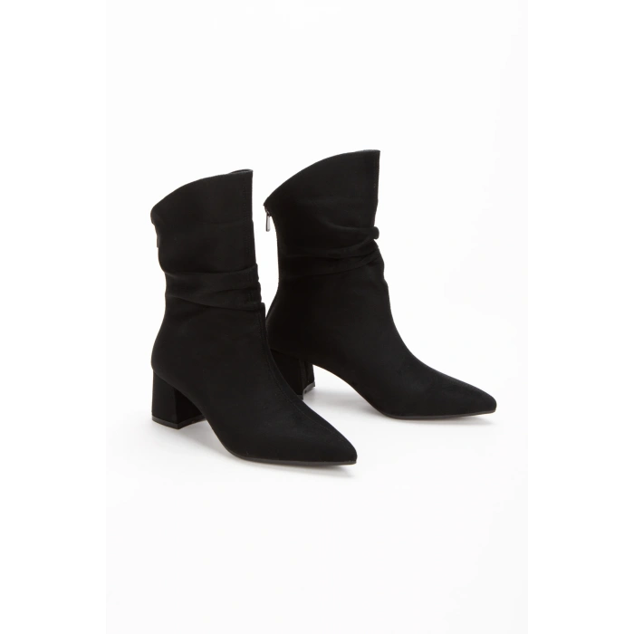 Kadın Siyah Süet Sivri Burunlu Körüklü Kalın Topuklu Arkadan Fermuarlı Rahat ve Şık Bot