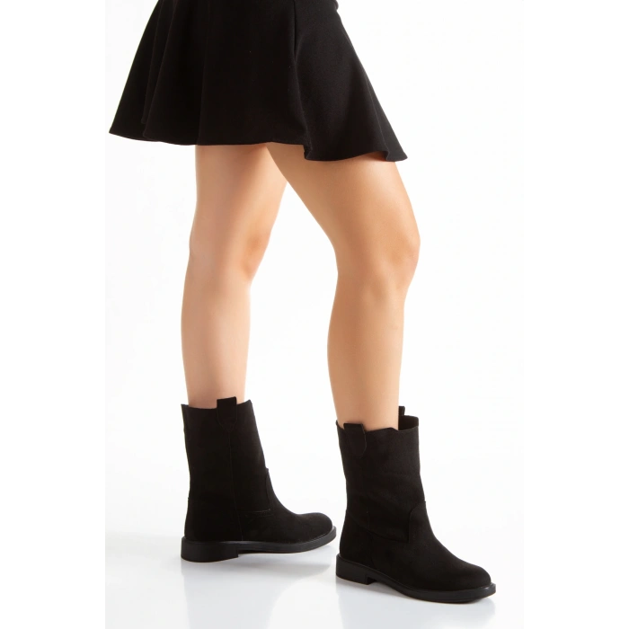 Kadın Siyah Suni Deri Cilt Yeni Tarz Silindir Paça Kalın Tabanlı Rahat ve Şık Bot