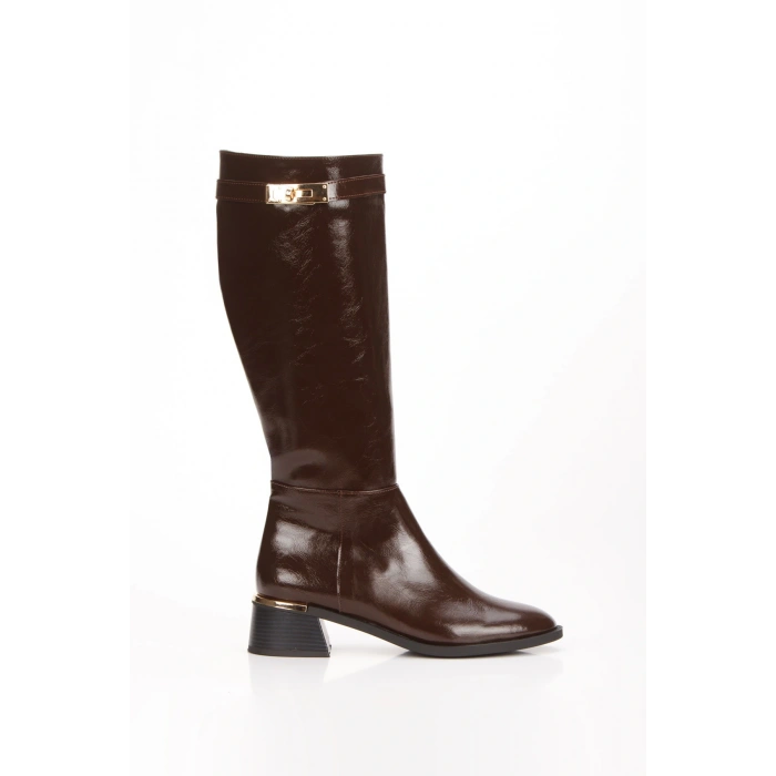 Kadın Kahverengi Rugan Sivri Burunlu Şık Toka Detaylı Rahat Çizme