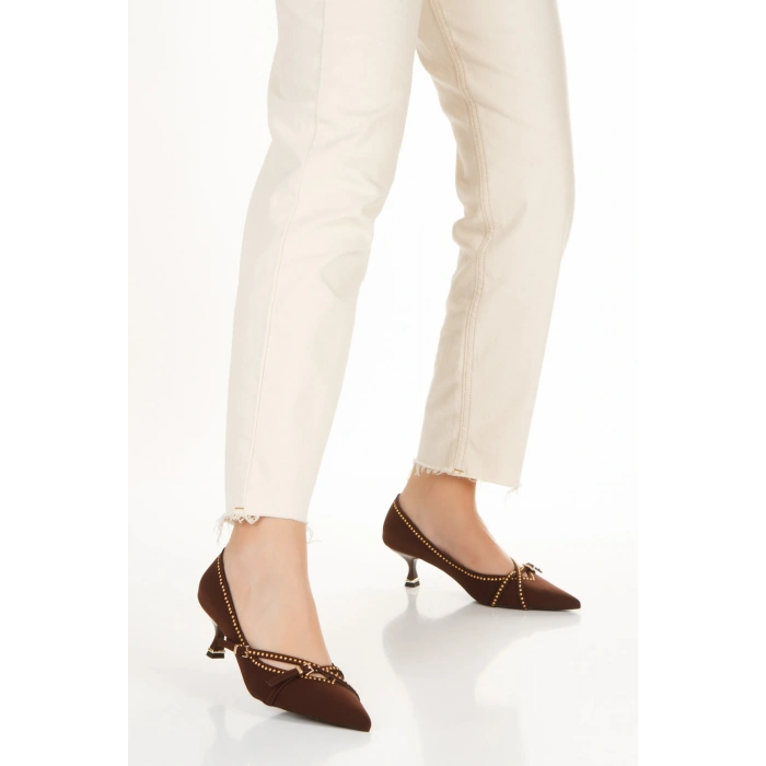 Kadın Kahverengi Süet 6 cm İnce Galvaniz Topuklu Şık Trok Detaylı Rahat Stiletto