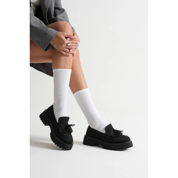 Kadın Siyah Süet Şık Püskül Detaylı Kalın Tabanlı Rahat Loafer Ayakkabı